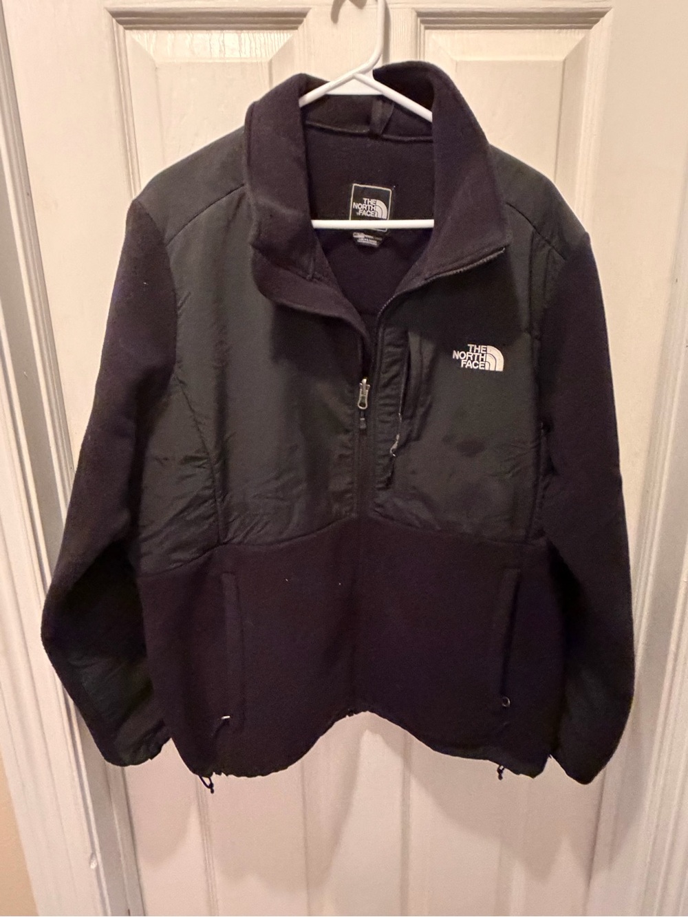 The North Face women’s Denali Black Fleece Jacket - Insulated Half-Zip